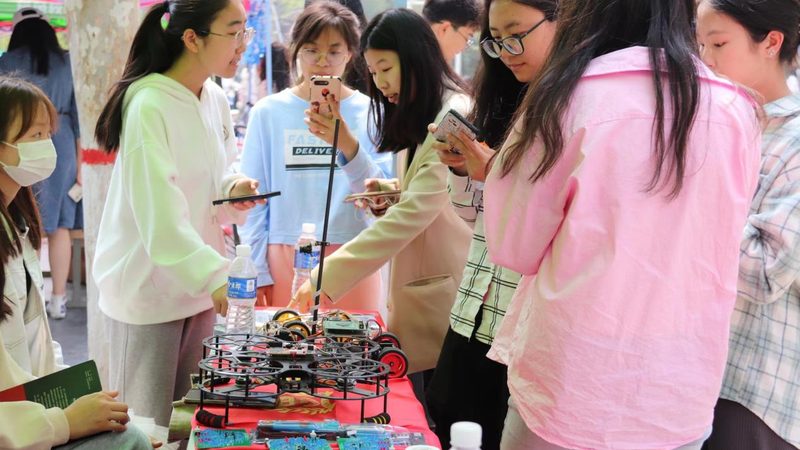 初创企业如何选择合适的SAAS平台？**